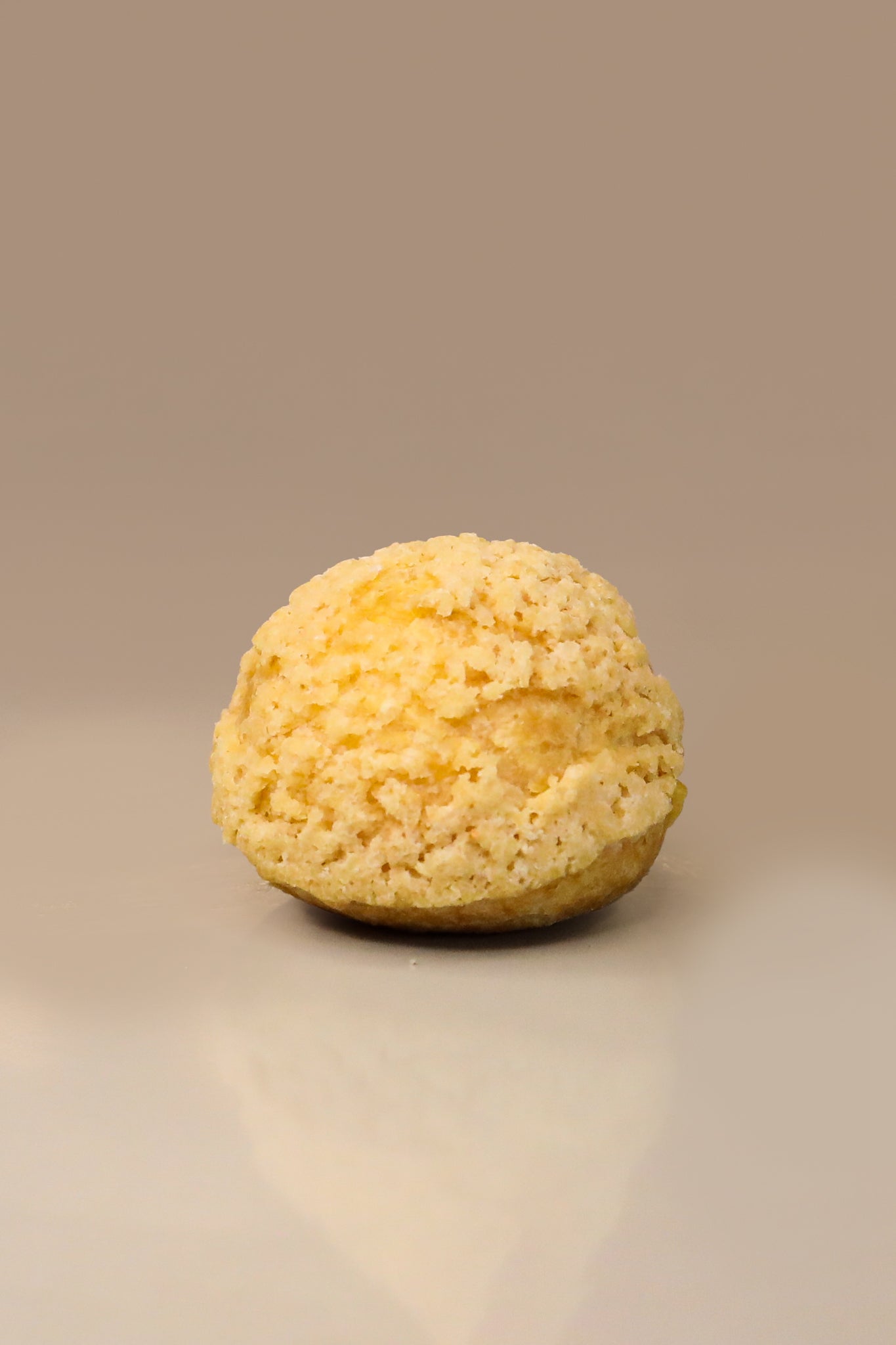 Bignè con cremoso alla crema